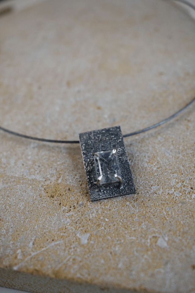 Pendentif Quartz à Fluorite 